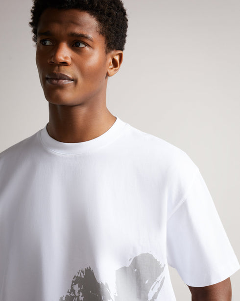 <P>Ss Heavy Weight Relaxed Fit Graphic T-Shirt</P>